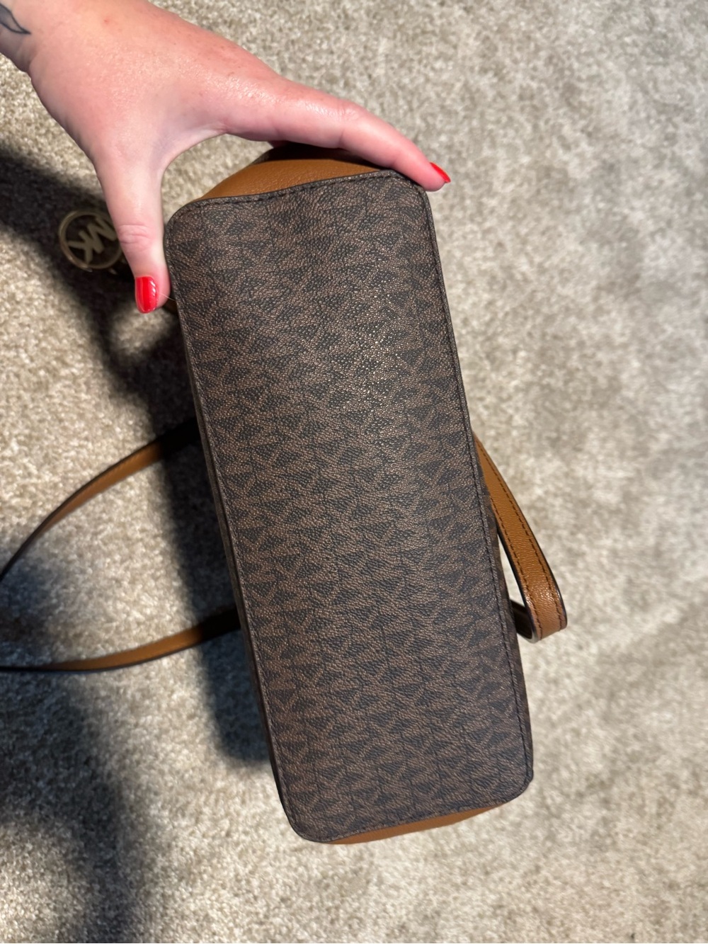 Brown Leather Two Tone Michael Kors Shoulder Bag - Picture 7 of 13